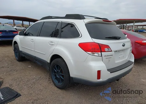 2013 Subaru Outback 2.5I Premium z USA, uszkodzony, nr VIN 4S4BRBGC9D3262187